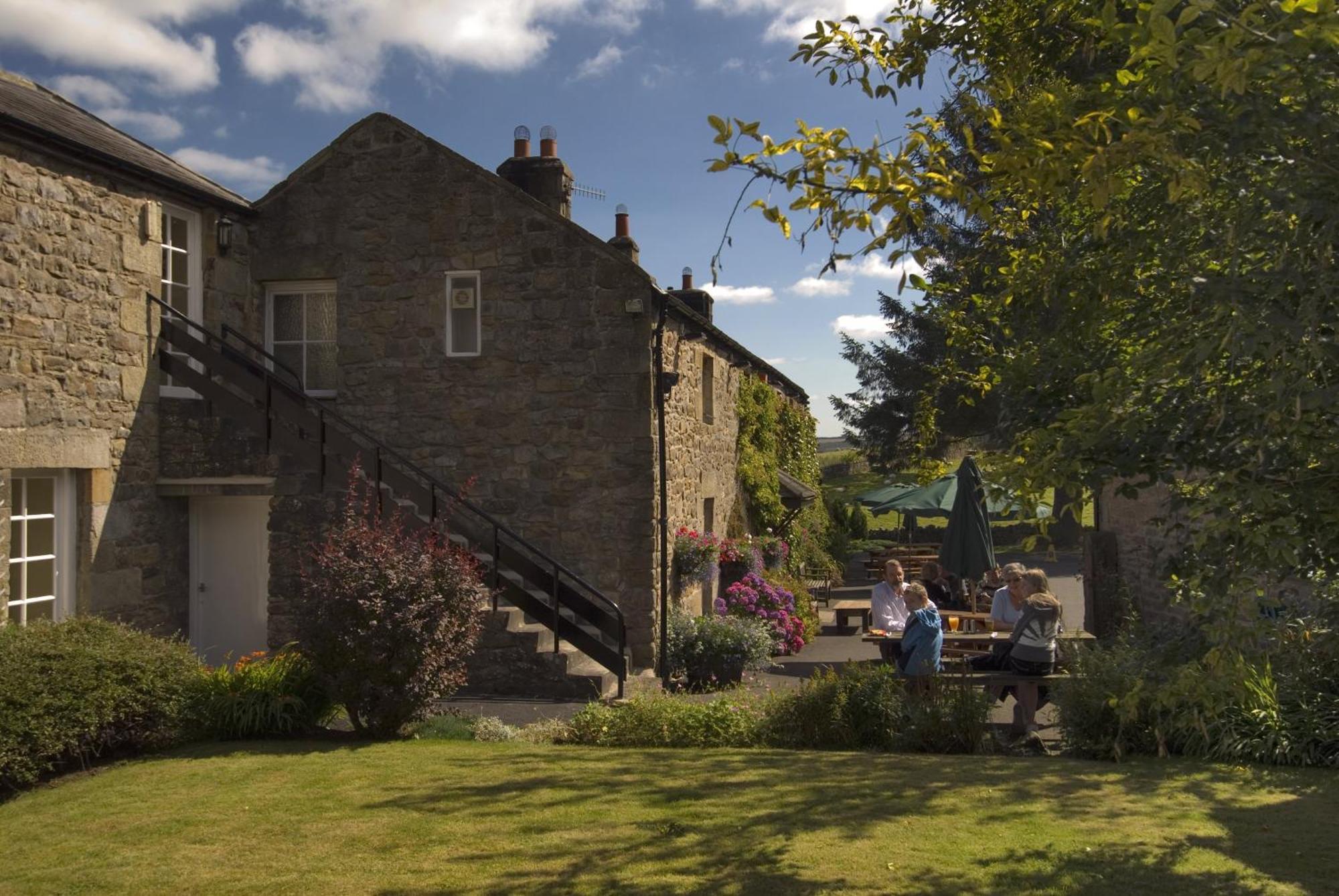 The Pheasant Inn Falstone Exterior foto